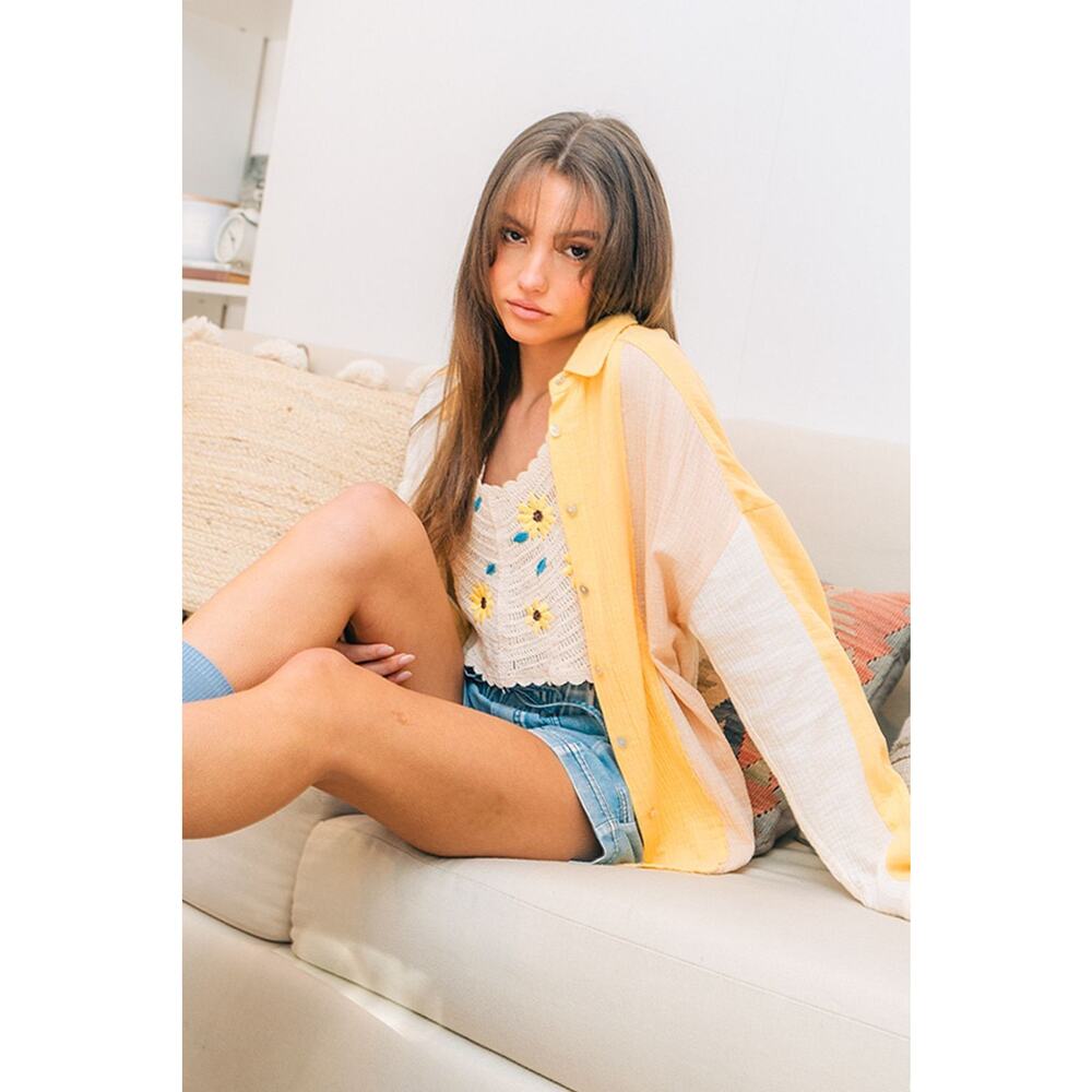 062 New In Yellow Button Up - Picture 2 of 3